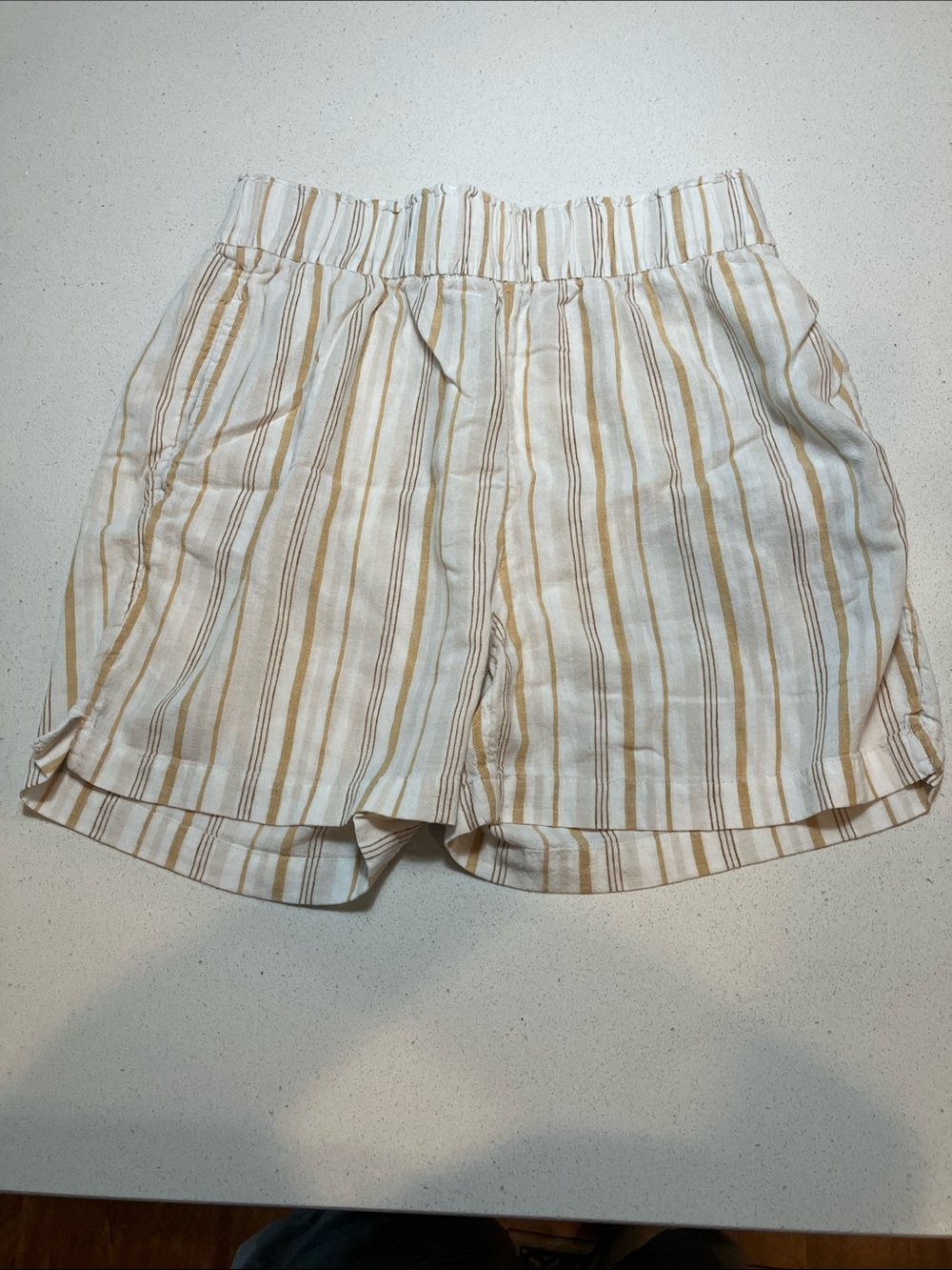 Wonderly High-Waist Linen Striped Shorts - Cream & Tan